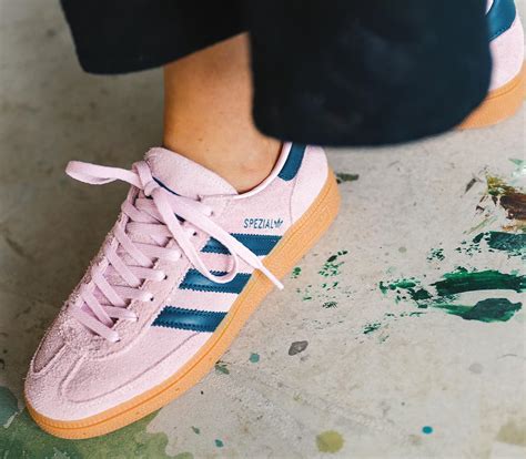 adidas spezial pink.|adidas pink and navy spezials.